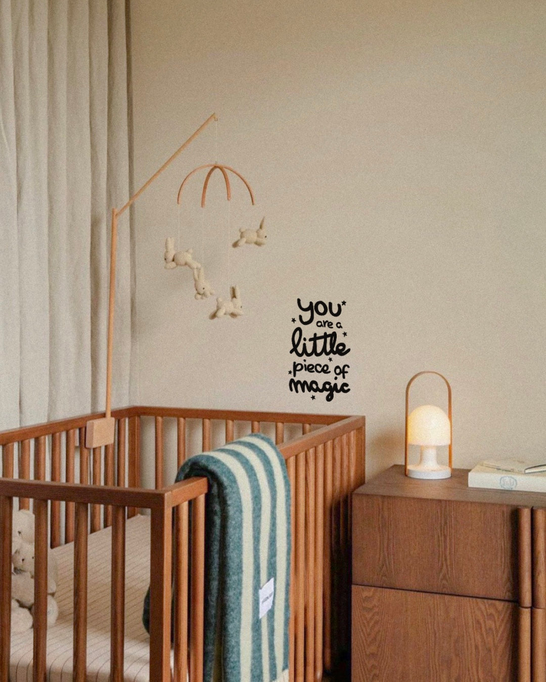 Vinil de parede | piece of magic.